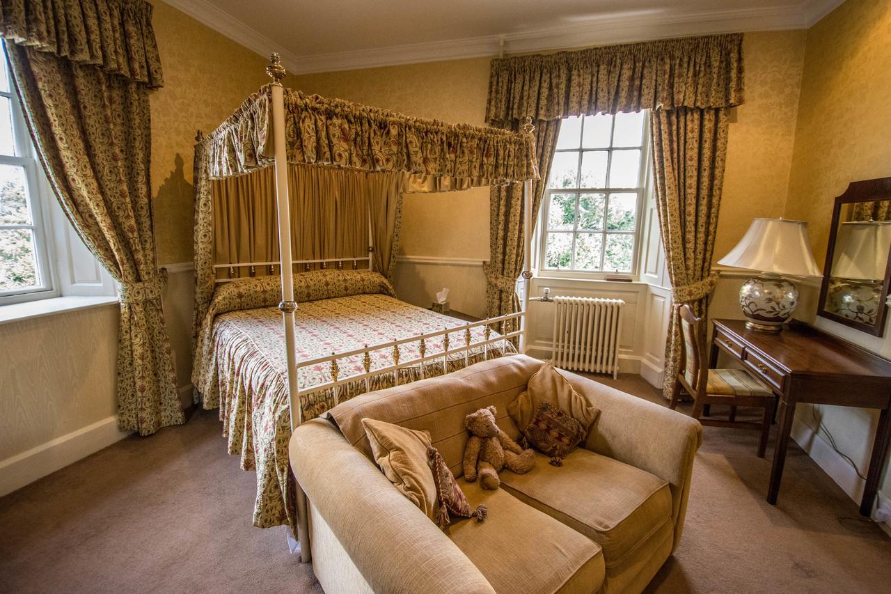 Castle Hotel Huntly Buitenkant foto