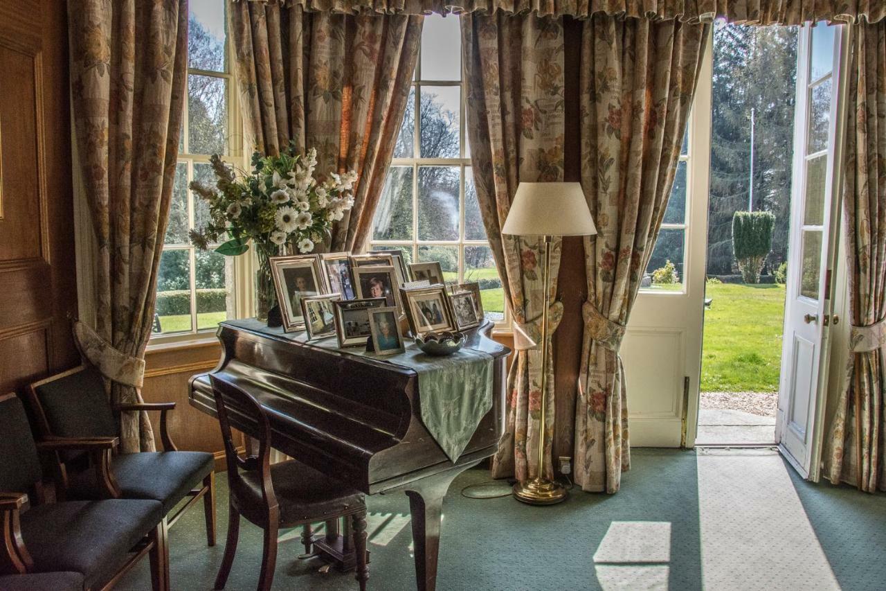Castle Hotel Huntly Buitenkant foto