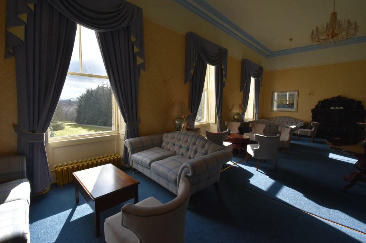 Castle Hotel Huntly Buitenkant foto